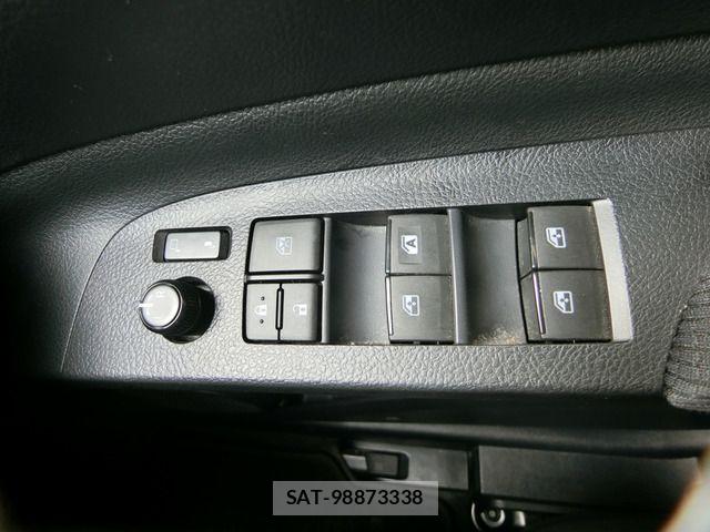Toyota SIENTA 2017-11 8038282-19