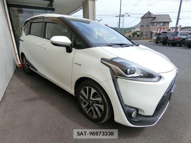 Toyota SIENTA 2017-11 8038282-5