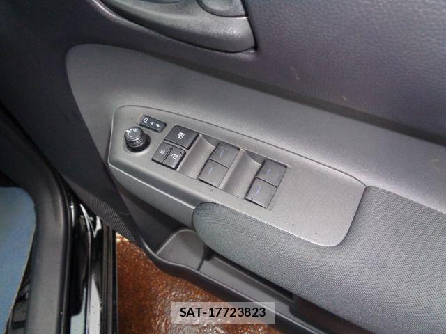 Toyota SIENTA 2024-09 8038268-15