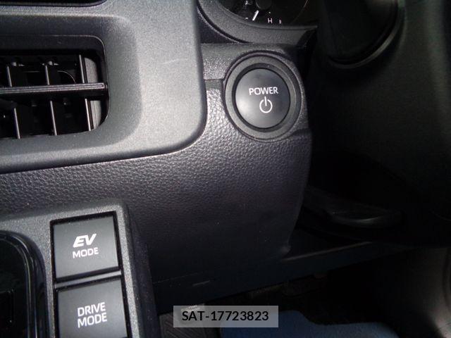 Toyota SIENTA 2024-09 8038268-18