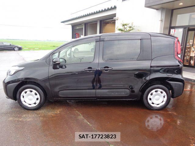 Toyota SIENTA 2024-09 8038268-5