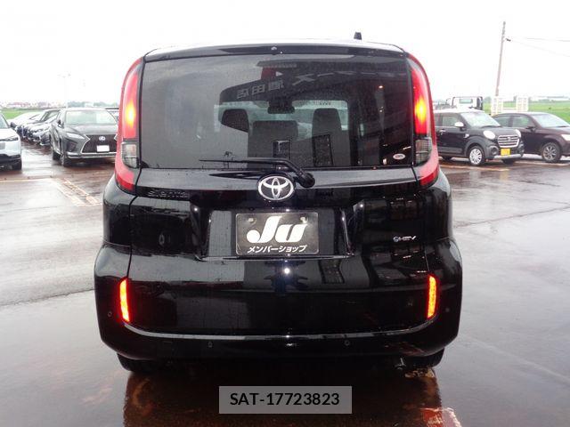 Toyota SIENTA 2024-09 8038268-6