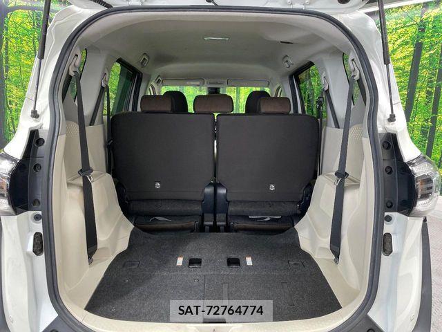 Toyota SIENTA 2016-08 8075581-11