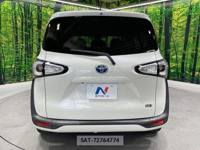 Toyota SIENTA 2016-08 8075581-16