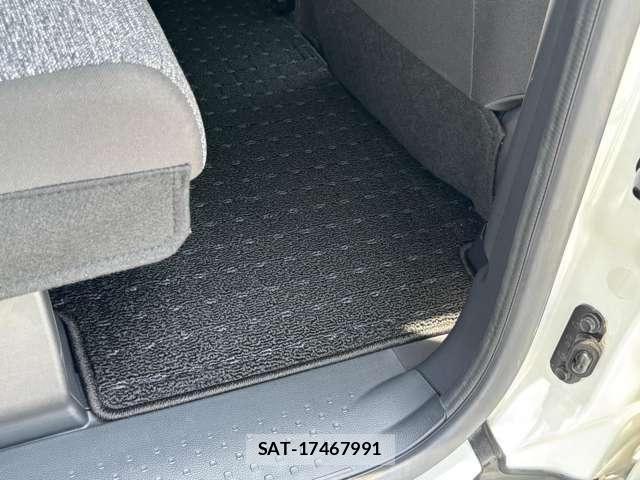 Toyota SIENTA 2022-11 8075570-19