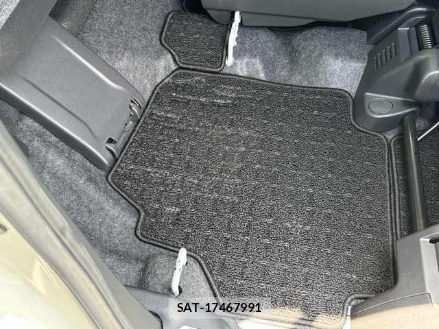 Toyota SIENTA 2022-11 8075570-21