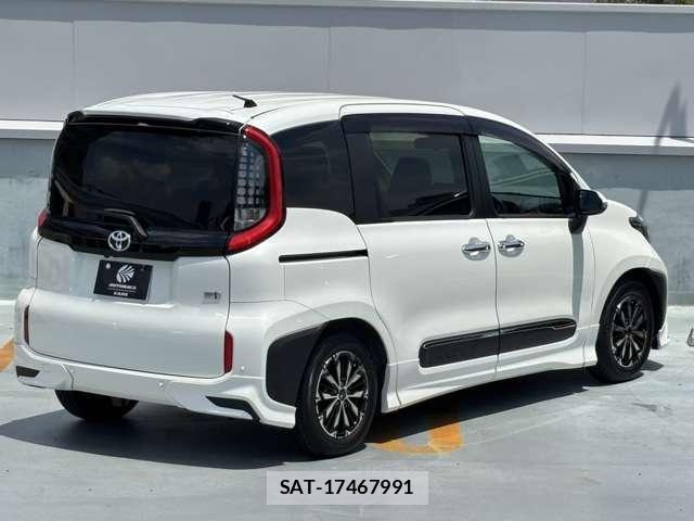 Toyota SIENTA 2022-11 8075570-2
