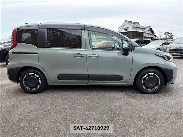 Toyota SIENTA 2023-07 8075578-16