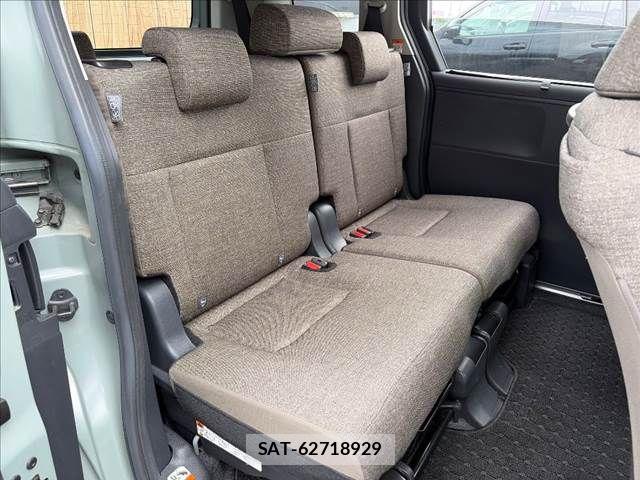 Toyota SIENTA 2023-07 8075578-8