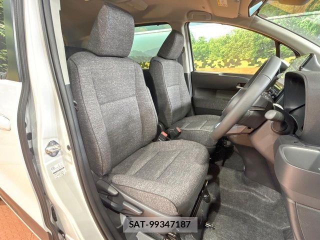 Toyota SIENTA 2026-06 8075577-7