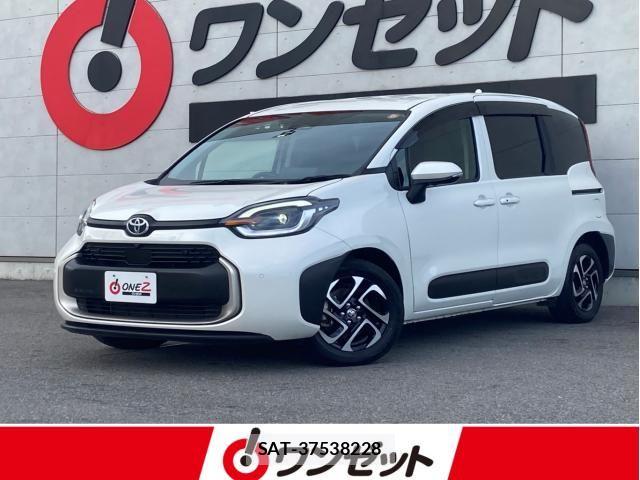 Toyota SIENTA 2022-11 8101895-0