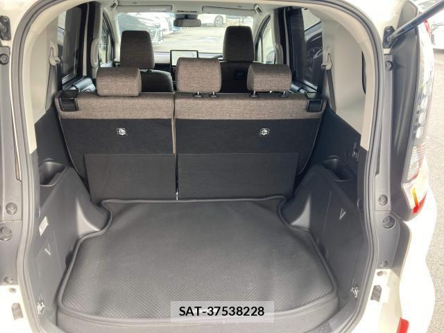 Toyota SIENTA 2022-11 8101895-24