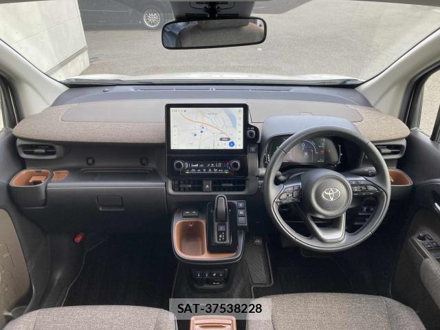Toyota SIENTA 2022-11 8101895-2
