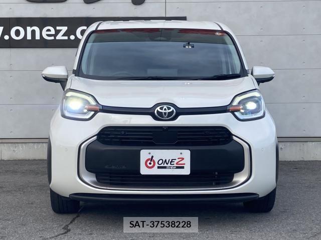 Toyota SIENTA 2022-11 8101895-5