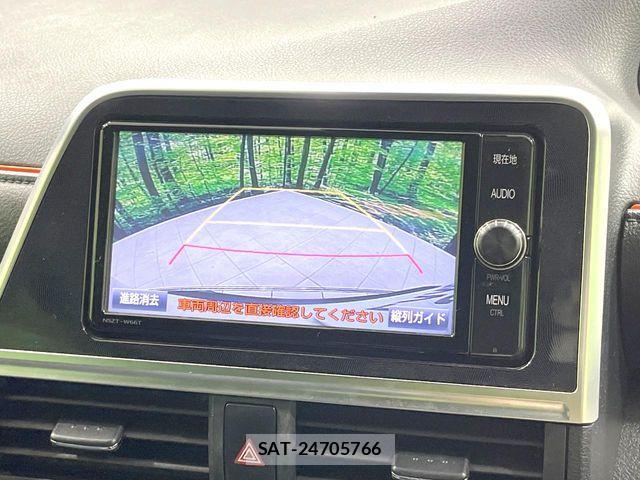 Toyota SIENTA 2017-09 8101903-3