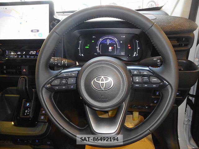 Toyota SIENTA 2026-06 8101892-21