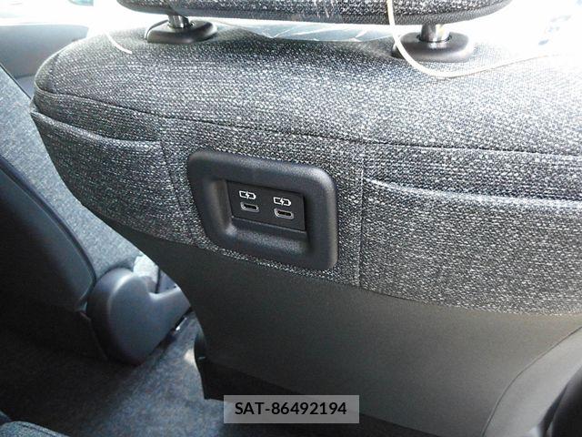 Toyota SIENTA 2026-06 8101892-25