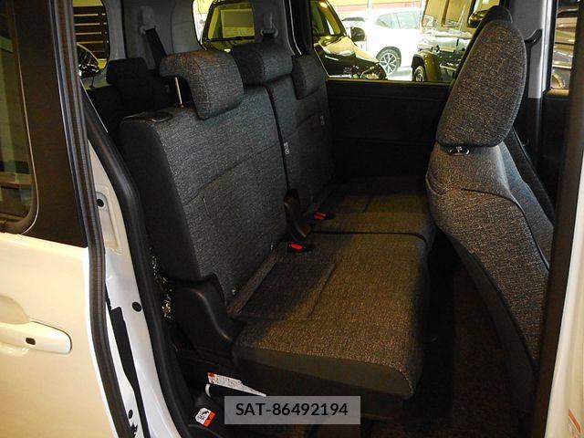 Toyota SIENTA 2026-06 8101892-26