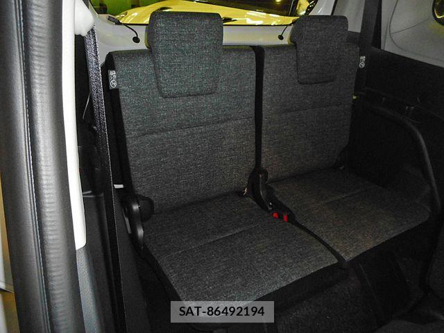 Toyota SIENTA 2026-06 8101892-27