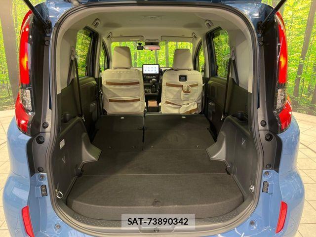 Toyota SIENTA 2023-10 8101893-9