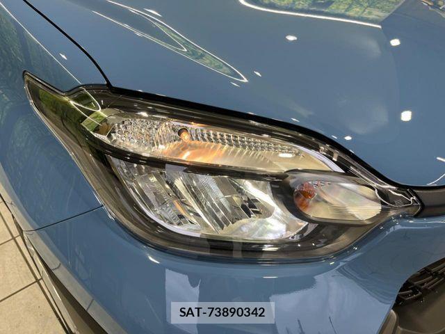 Toyota SIENTA 2023-10 8101893-11