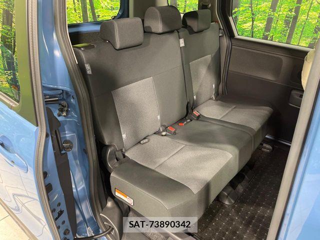 Toyota SIENTA 2023-10 8101893-8