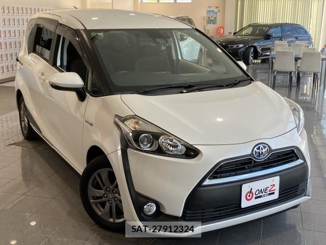 Toyota SIENTA 2017-06 8101901-12