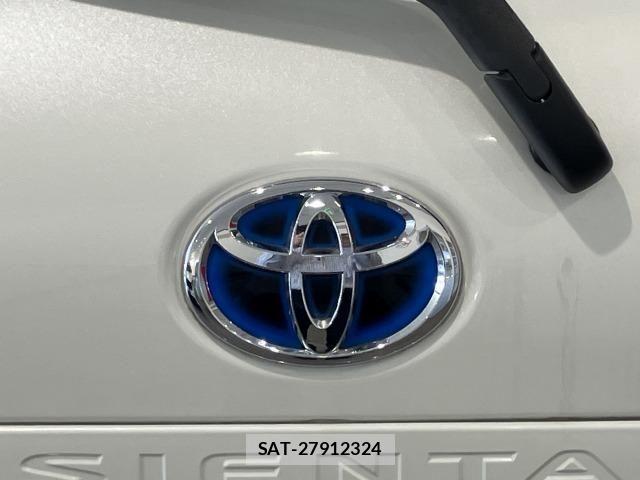 Toyota SIENTA 2017-06 8101901-29