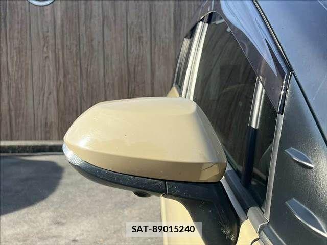 Toyota SIENTA 2020-05 8101904-21