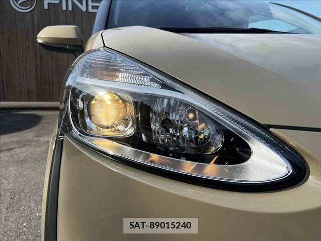 Toyota SIENTA 2020-05 8101904-24