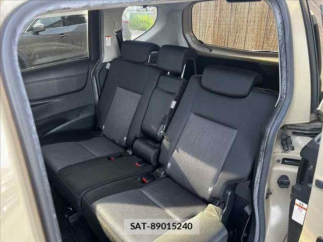 Toyota SIENTA 2020-05 8101904-26