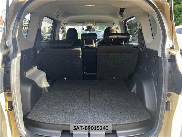 Toyota SIENTA 2020-05 8101904-7