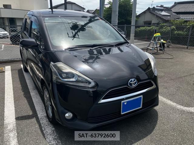 Toyota SIENTA 2015-10 8101906-0