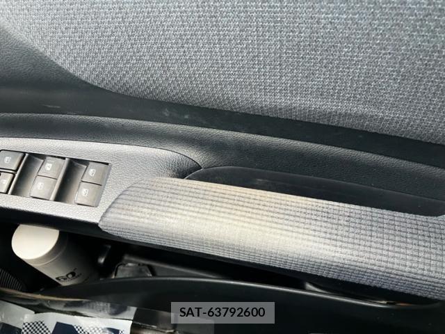 Toyota SIENTA 2015-10 8101906-20