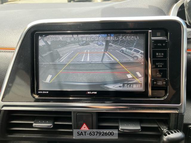 Toyota SIENTA 2015-10 8101906-25