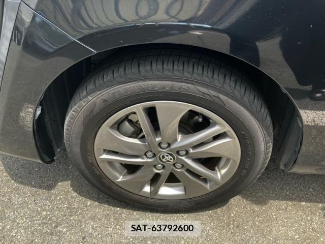 Toyota SIENTA 2015-10 8101906-5