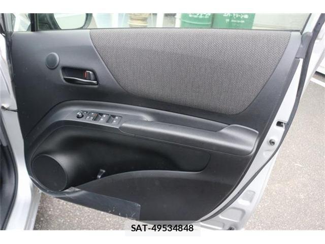 Toyota SIENTA 2020-09 8101902-28