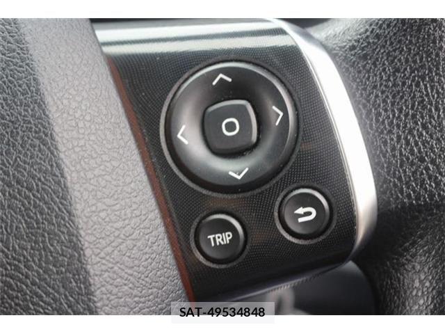 Toyota SIENTA 2020-09 8101902-6