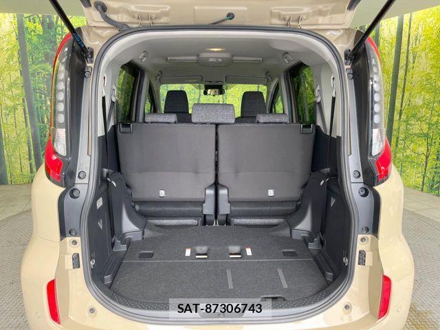 Toyota SIENTA 2023-05 8101891-10