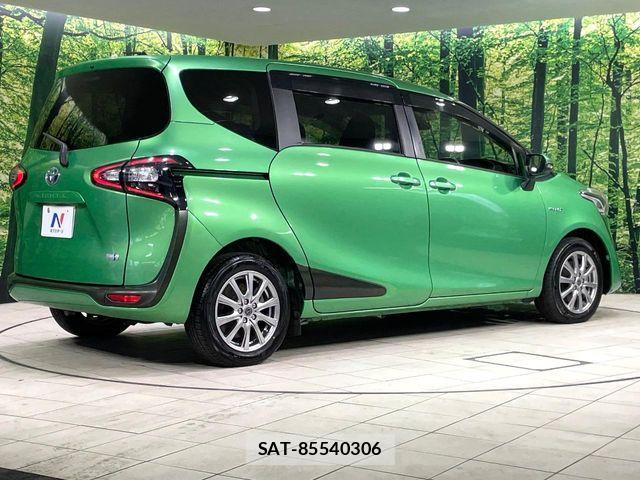 Toyota SIENTA 2015-07 8101905-17
