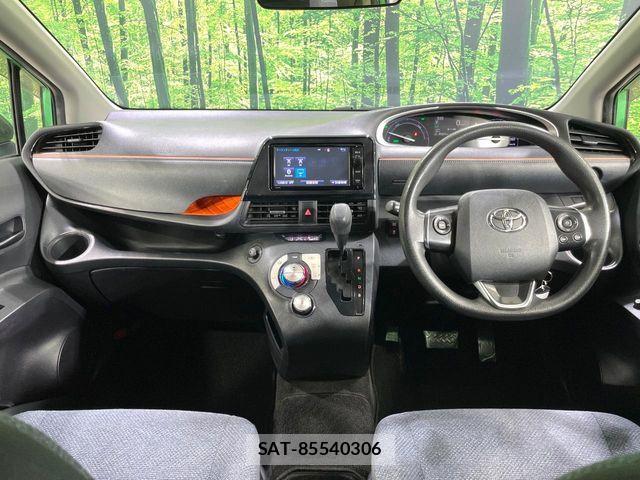 Toyota SIENTA 2015-07 8101905-1