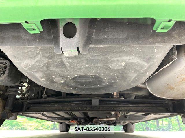 Toyota SIENTA 2015-07 8101905-19