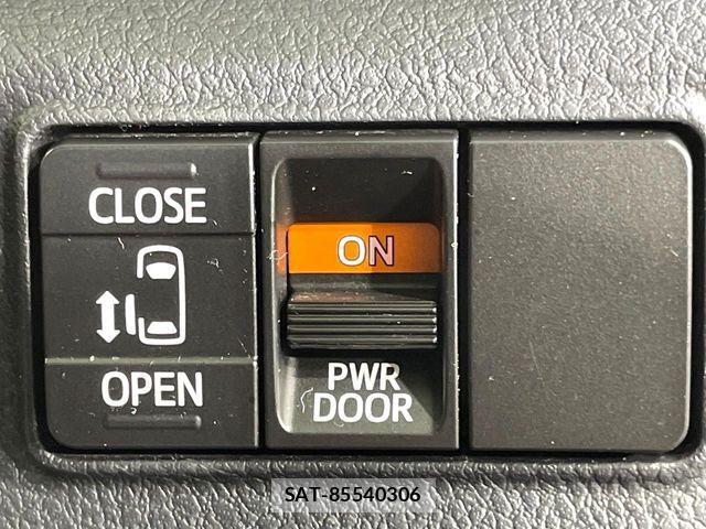 Toyota SIENTA 2015-07 8101905-5