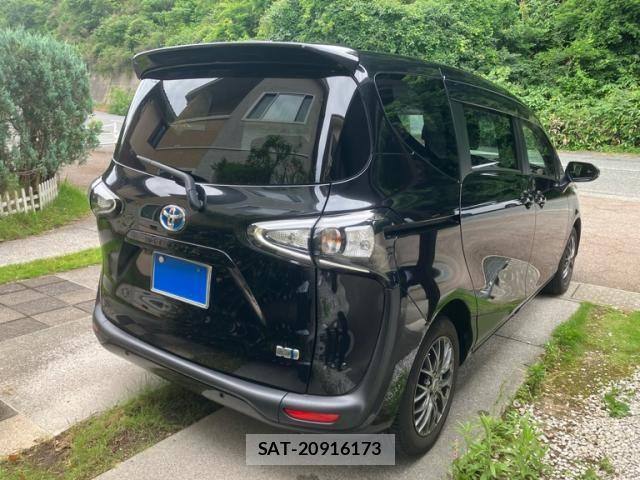 Toyota SIENTA 2022-05 8101896-2
