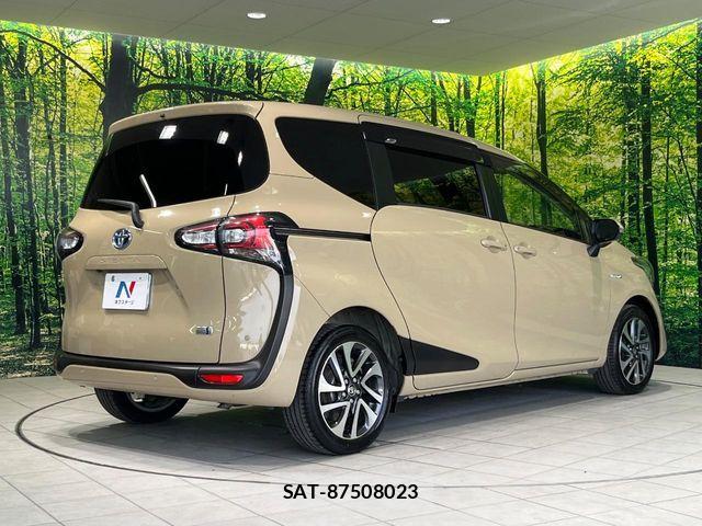 Toyota SIENTA 2019-09 8101897-16