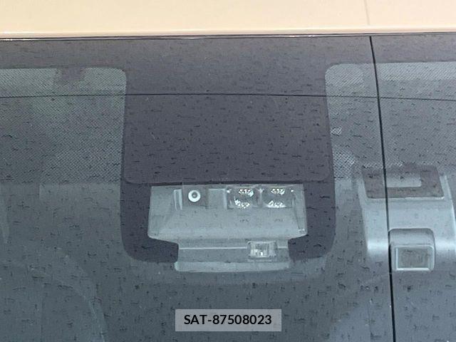 Toyota SIENTA 2019-09 8101897-4