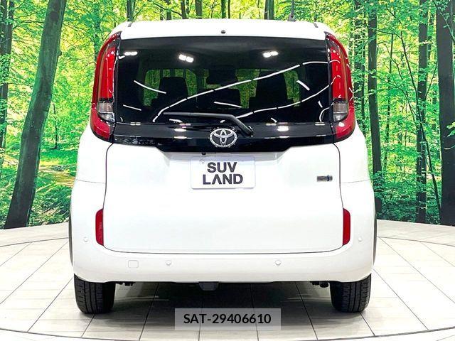 Toyota SIENTA 2023-12 8132392-16