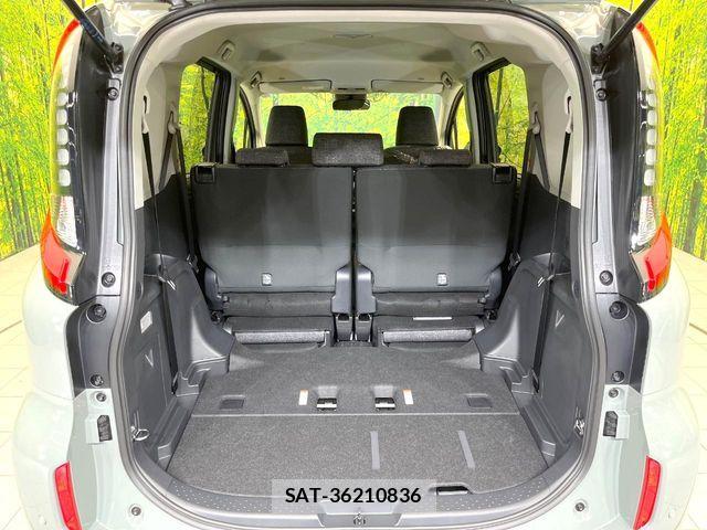 Toyota SIENTA 2026-05 8132381-10