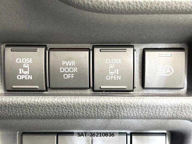 Toyota SIENTA 2026-05 8132381-5