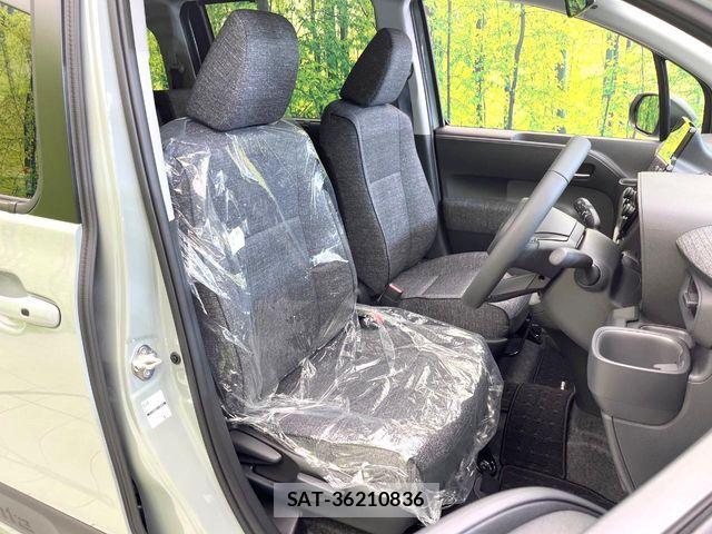 Toyota SIENTA 2026-05 8132381-7